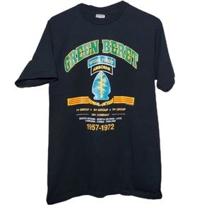 GREEN BERET x SPECIAL FORCES Airborne 1967-1972 commemorative graphic tee M